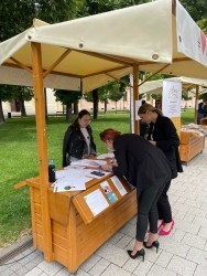 Inicijativa-za-informiranje-ranjivih-skupina---Informativni-punkt-Vinkovci04