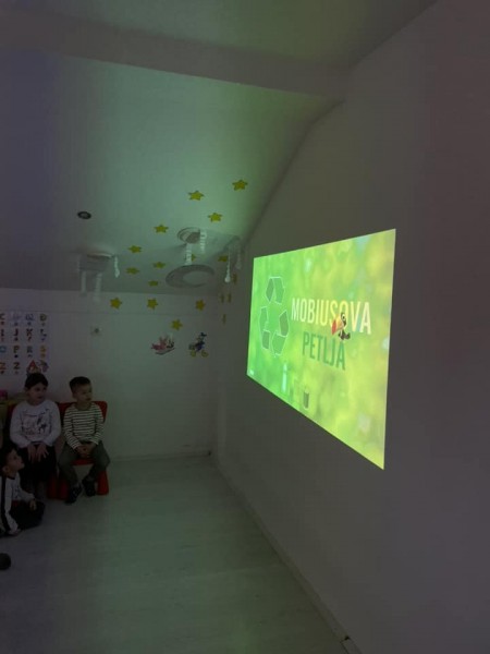 radionica-gledanje-animiranih-filmova-na-temu-ponovne-uporabe-proizvoda-otpada01